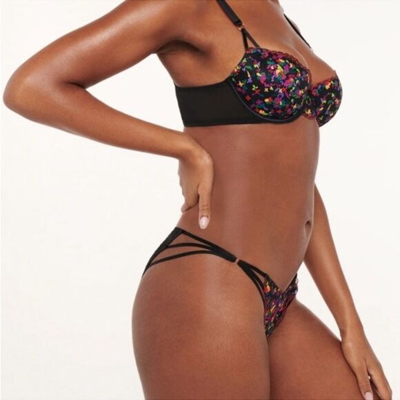 FENTY NWT SAVAGE X FLORAL STRING BIKINI BOTTOM BY RIHANNA IN SIZE EXTRA SMALL - Picture 2 of 8